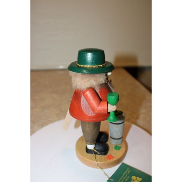 German Nutcracker Ergebirgische - Wine Maker by Richard Glasser - Picture 3 of 6